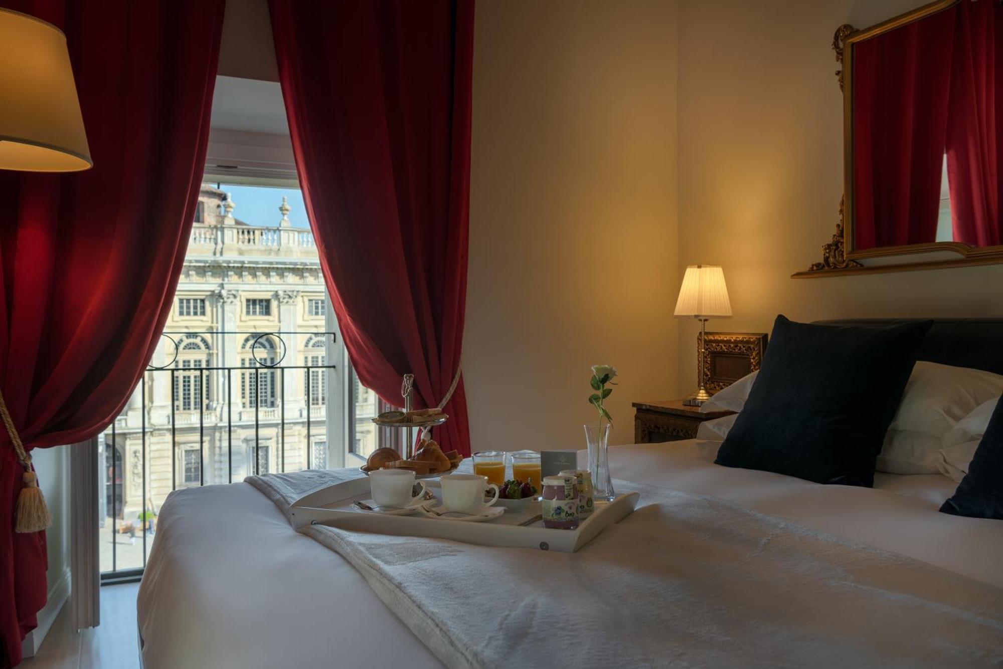 Corte Realdi Luxury Rooms Torino Bagian luar foto
