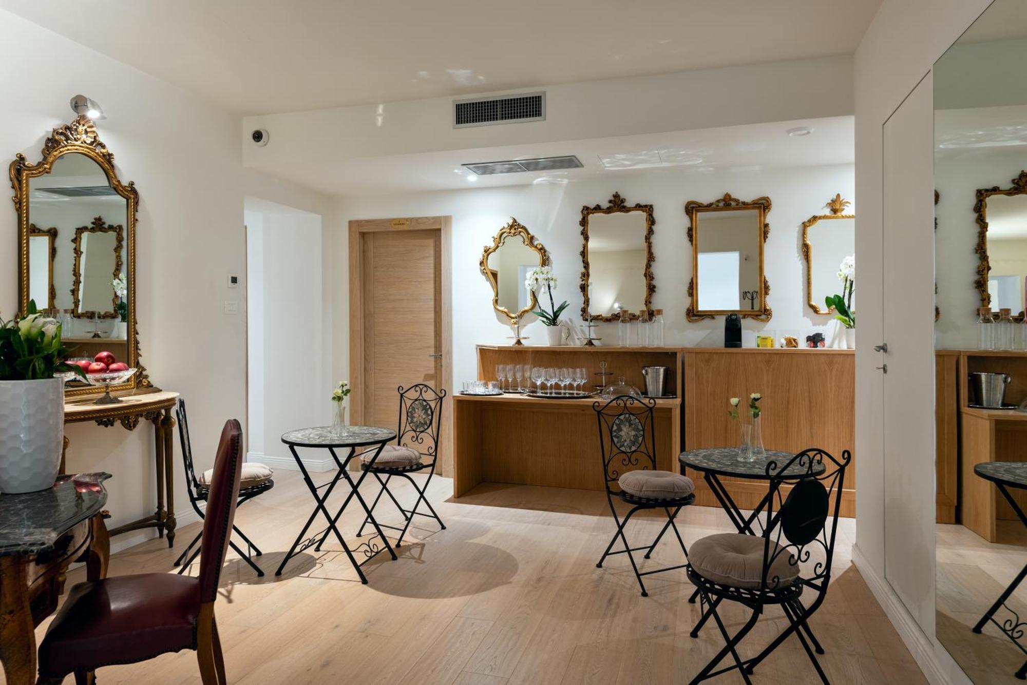 Corte Realdi Luxury Rooms Torino Bagian luar foto